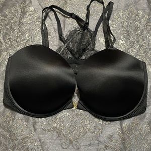 Brand new Victoria secret very sexy Bra